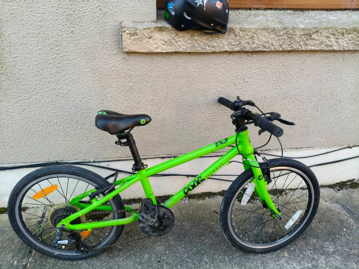 Frog 52 childs bicycle - Image 1