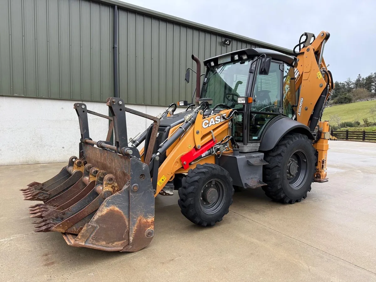 2022 Case 590 ST RUBBER WHEEL DIGGER - Image 1