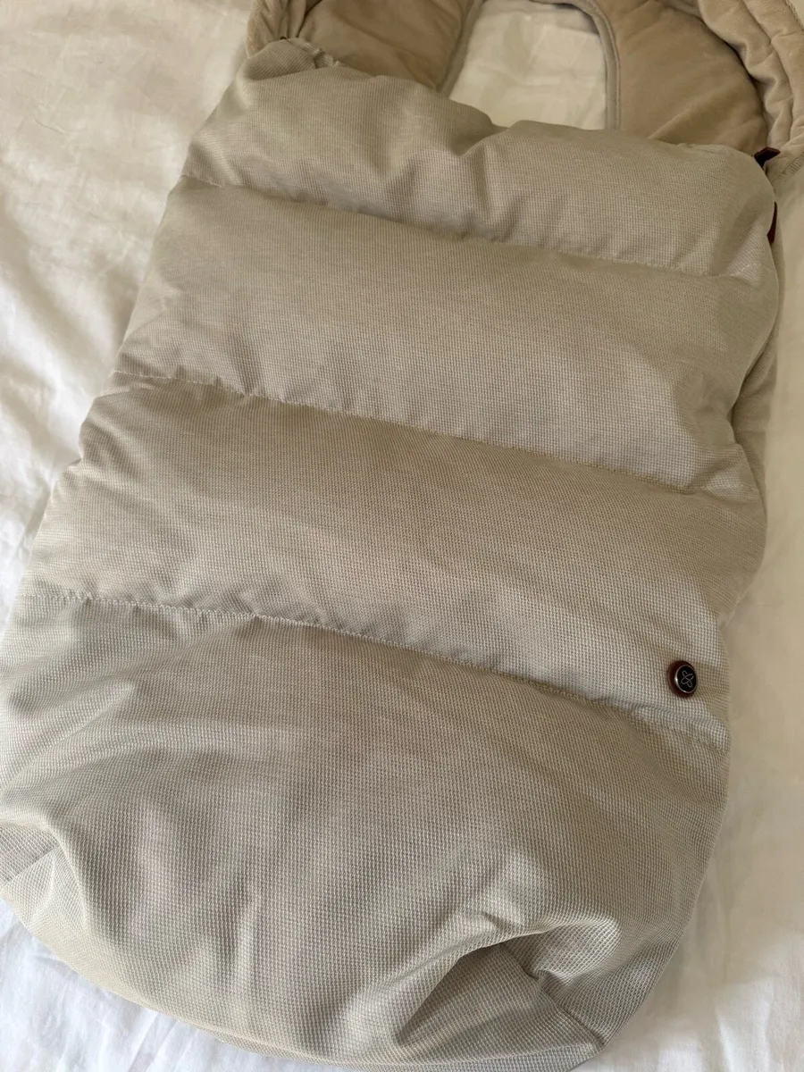 Silver Cross Reef Footmuff in Stone - Image 3