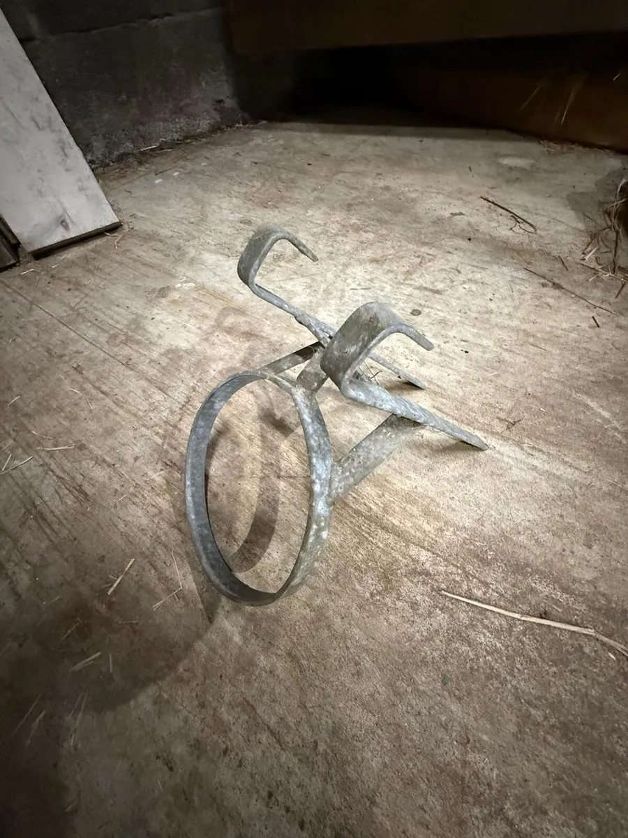 Bucket Ring - Image 2