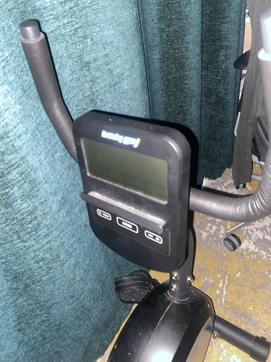 Recumbent bike - Image 2