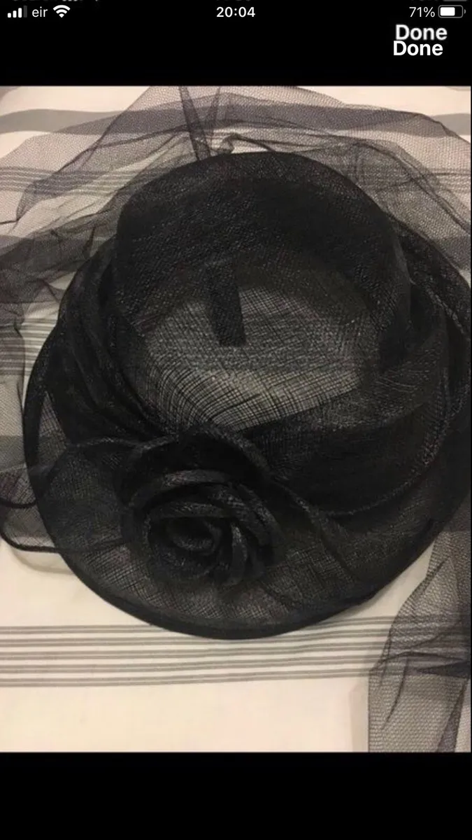 Ladies new hat €20 - Image 1