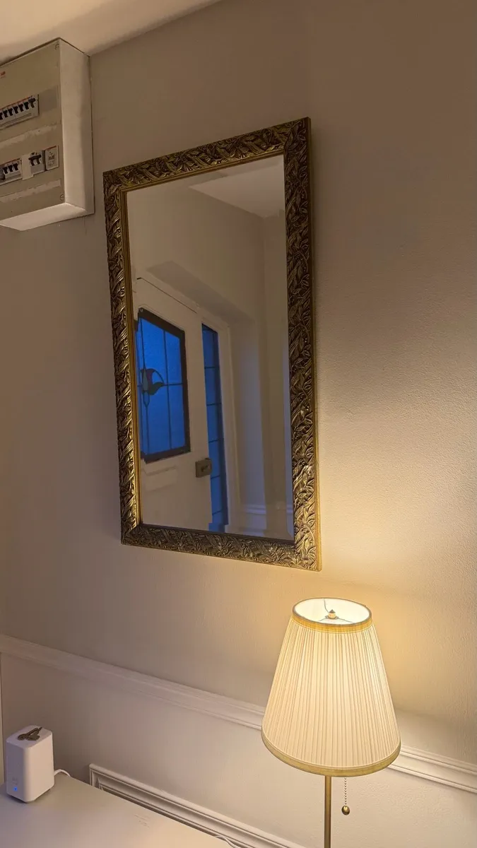 Mirror - Image 3