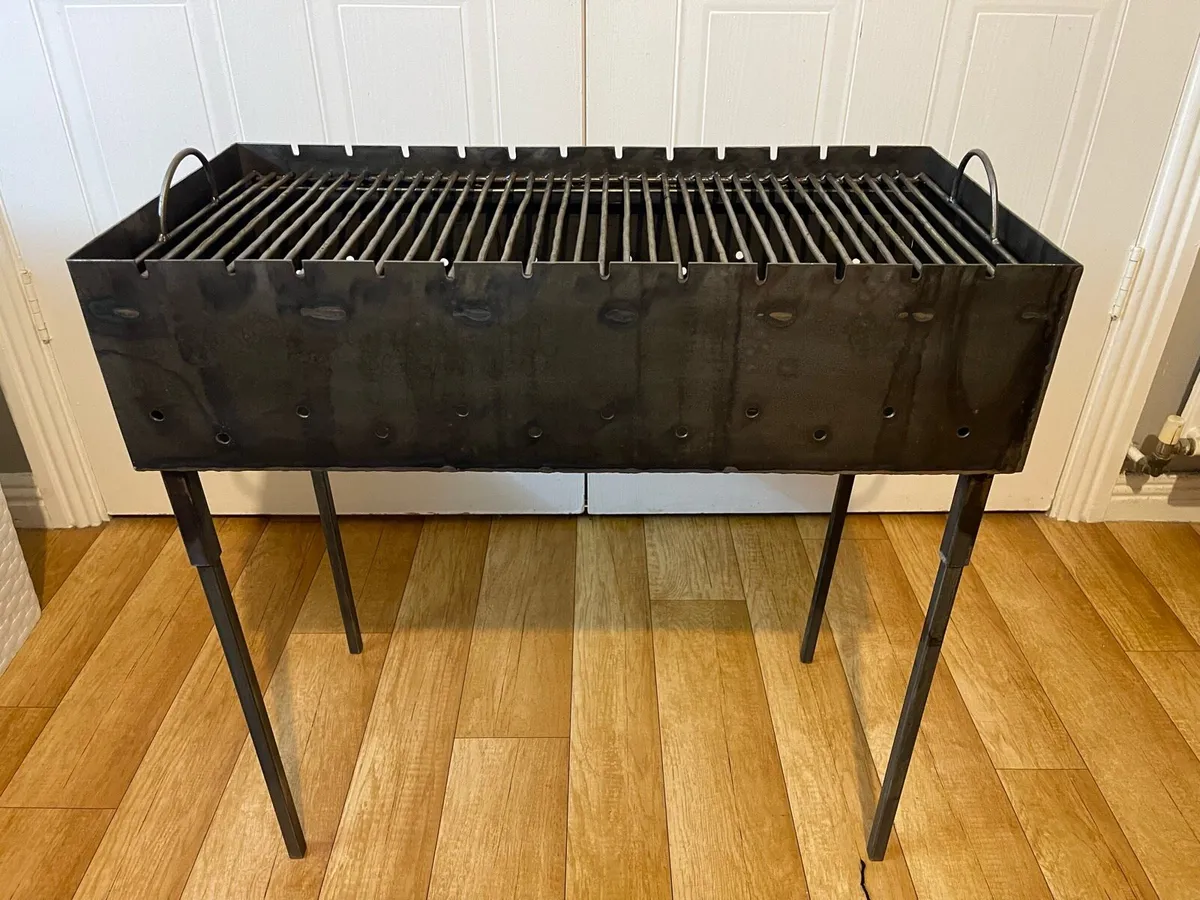BBQ-GRILL - Image 1