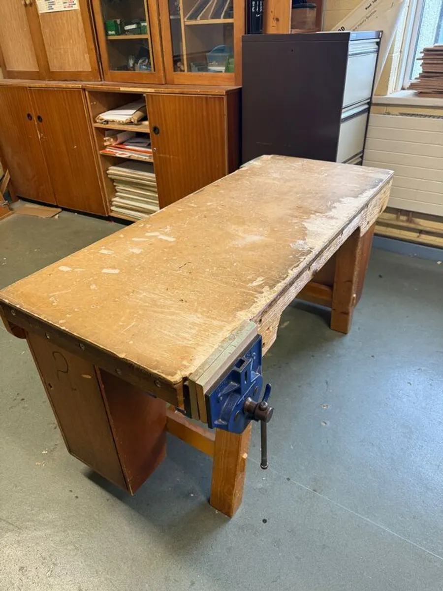 Woodwork bench - Image 1