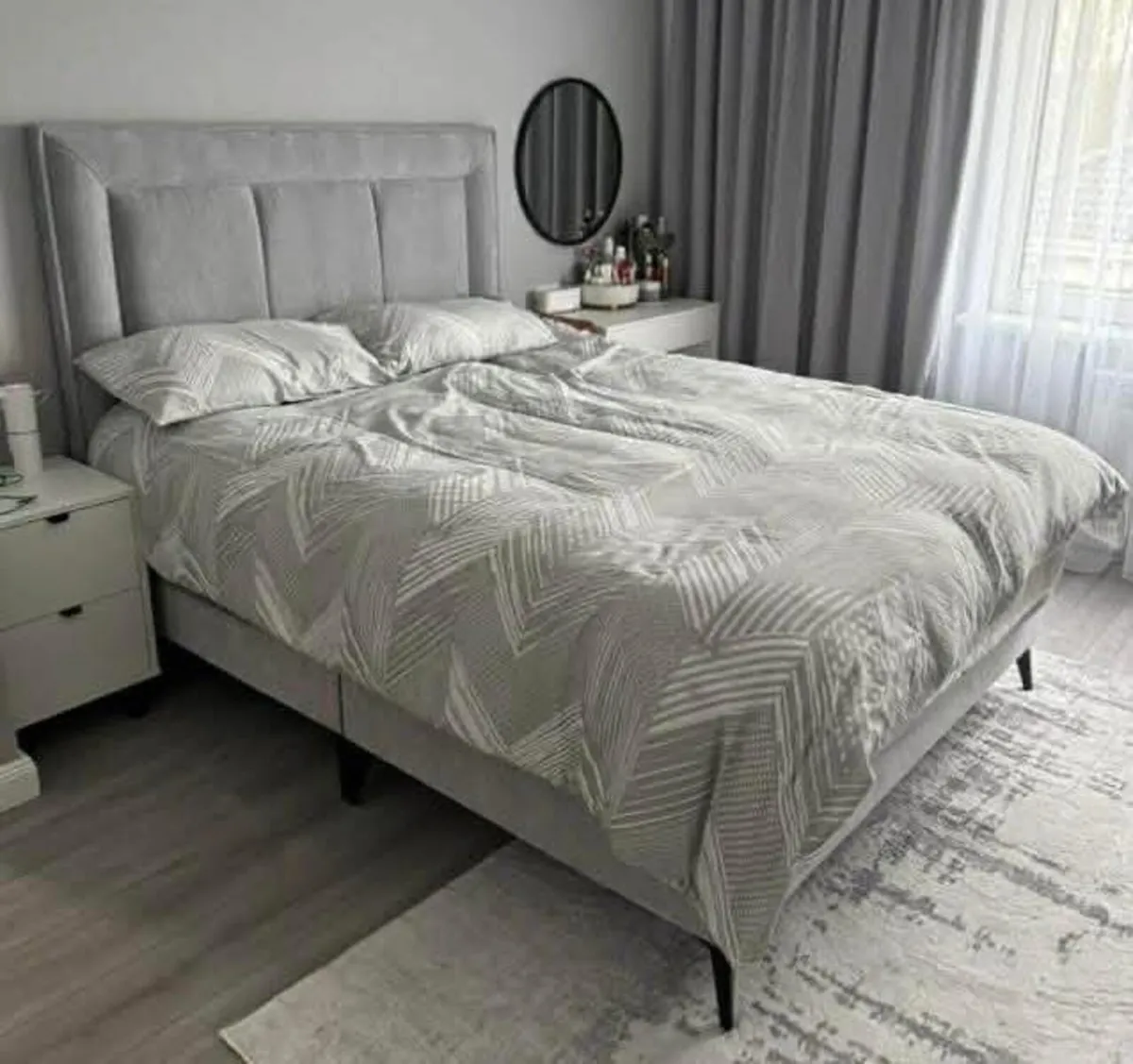 King size Bed - Image 1