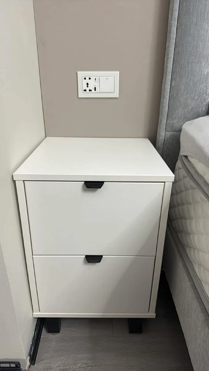 King size Bed - Image 3