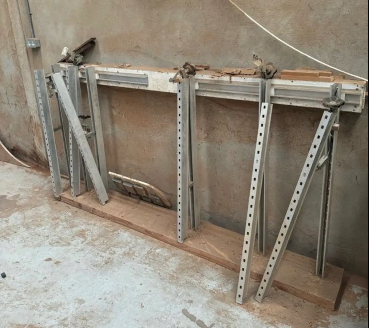 Lamont gluing set up