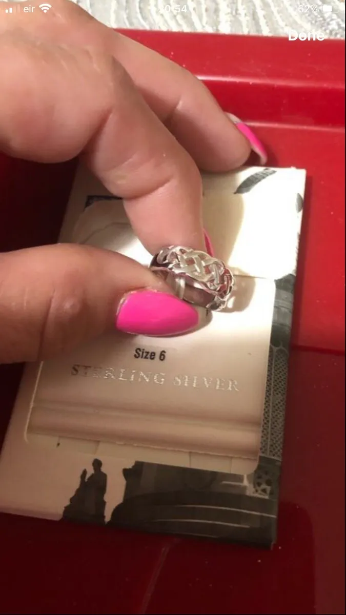 Girls sliver ring size 6 €20 - Image 3