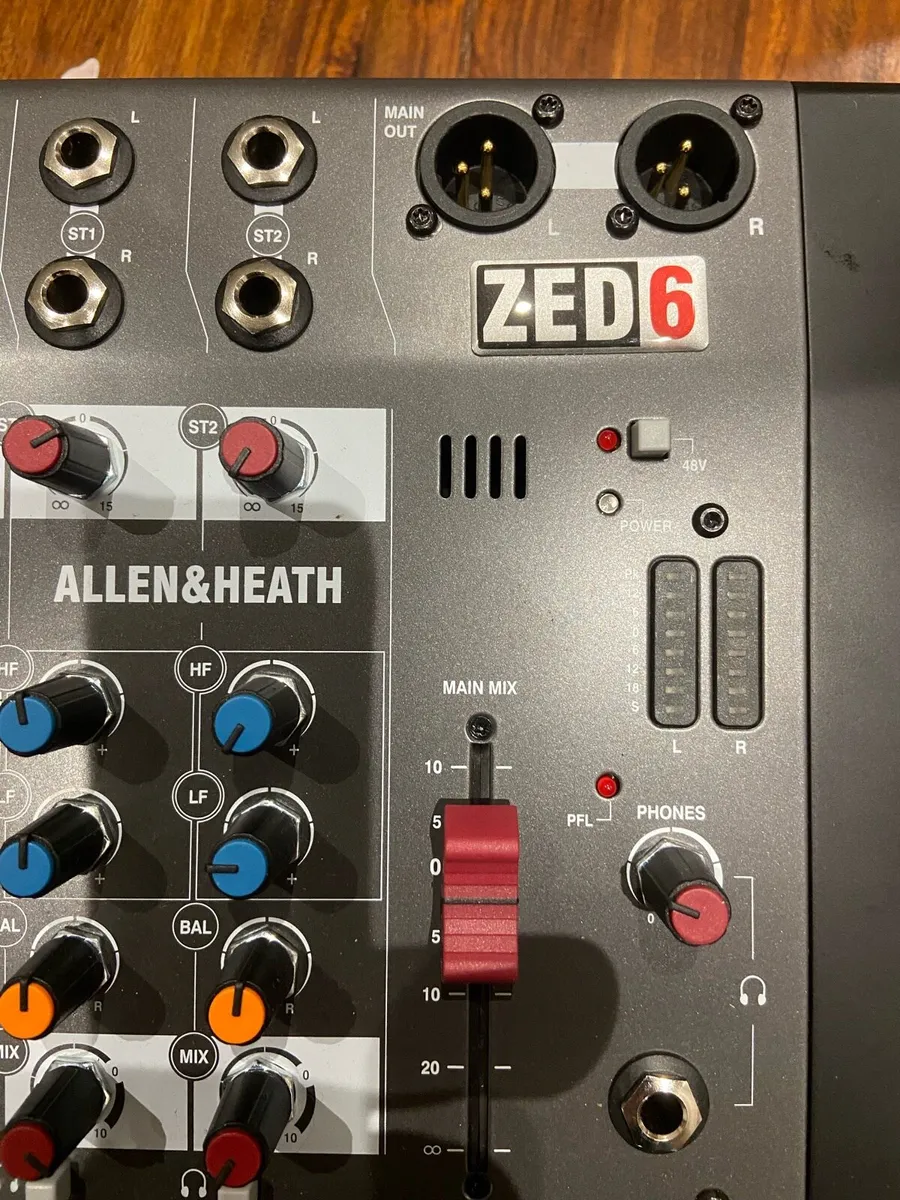 Allen Heath zed 6 mixer desk - Image 4
