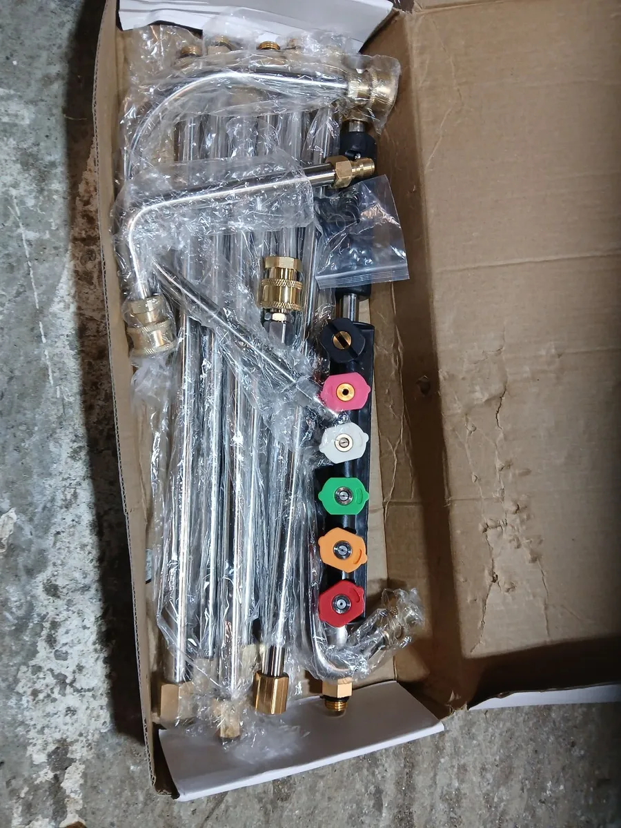 Water fitting - Image 2