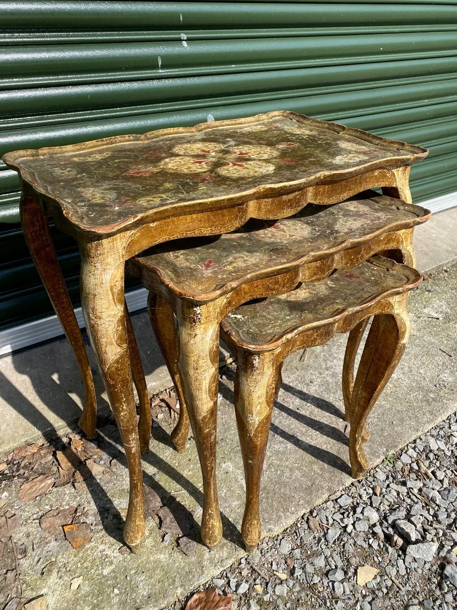 Vintage Italian Florentine gilt nesting tables - Image 1