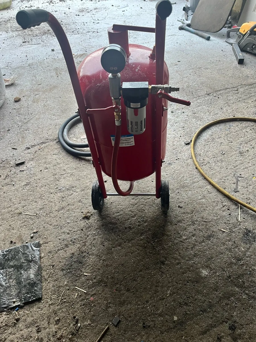 Sandblaster - Image 2