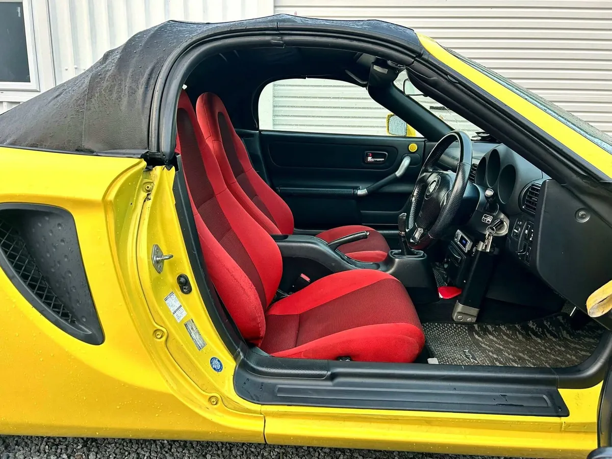 TOYOTA MR2 / MR-S - Image 3