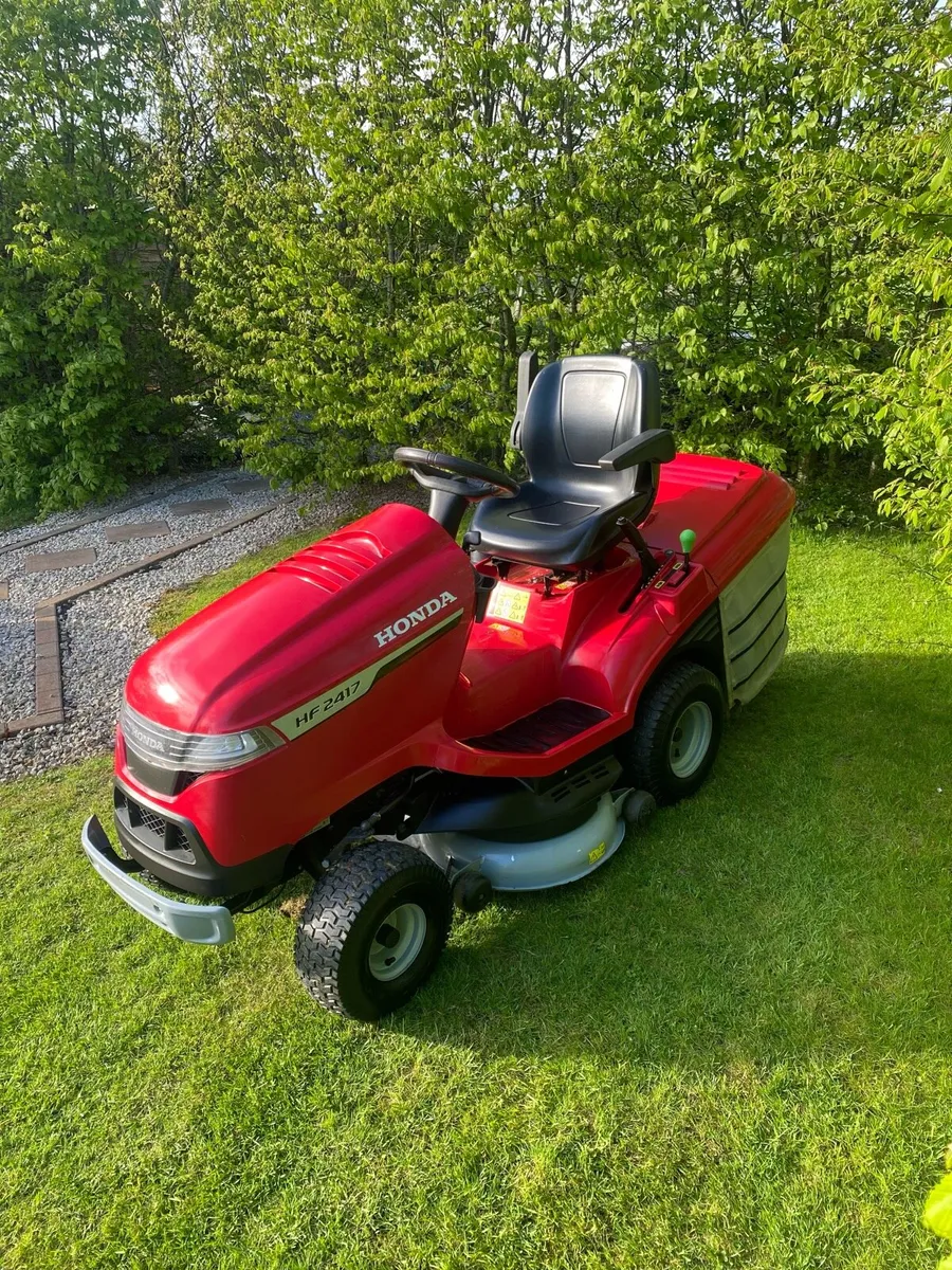 Honda HF2417 LOW HRS - Image 2