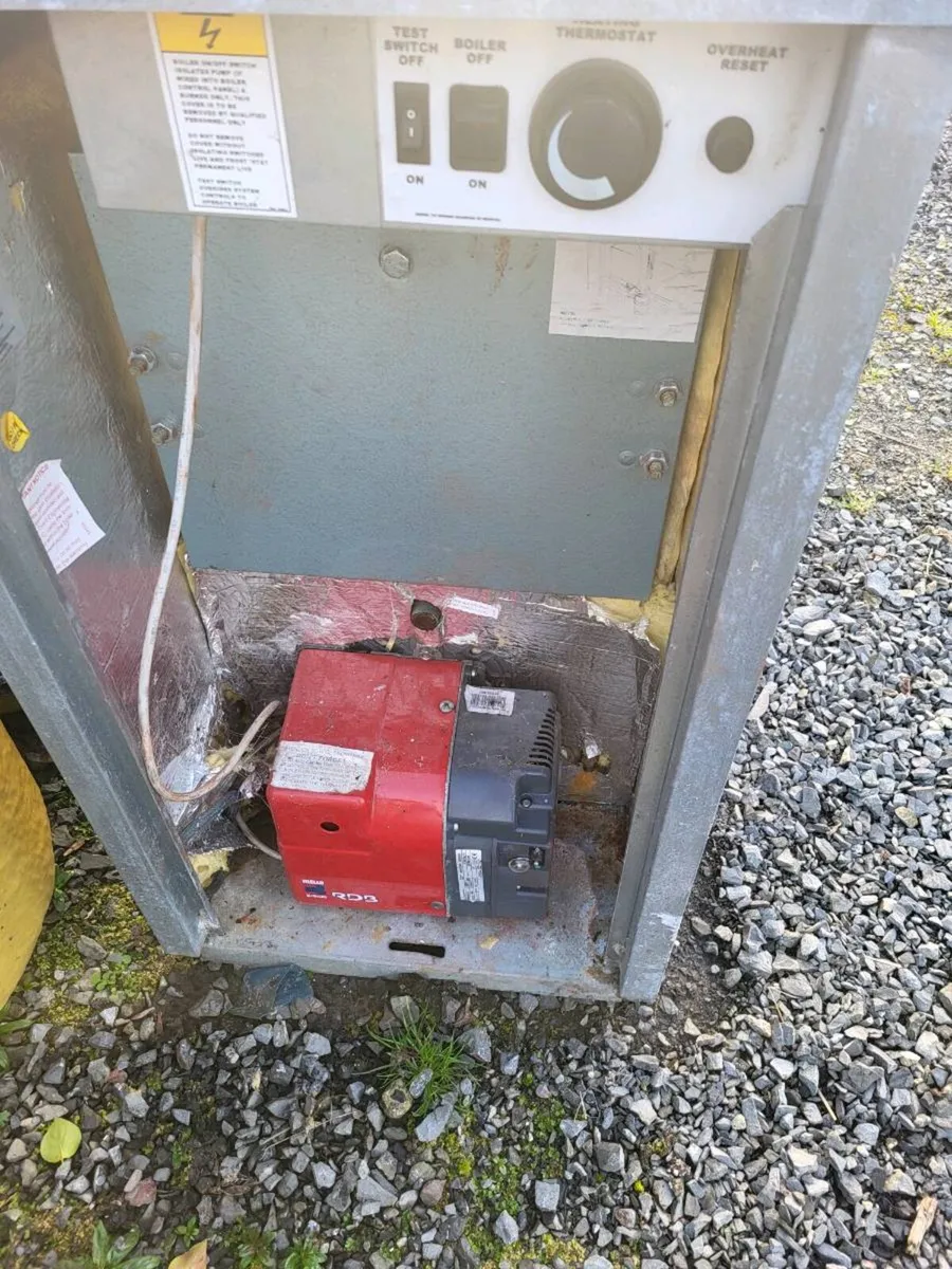 Oil boiler - Image 1