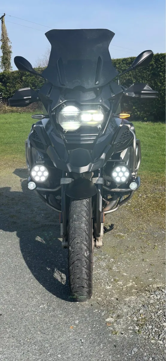 BMW R1250GSA TRIPLE BLACK - Image 1