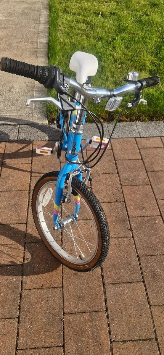 Girls Raleigh Bike - Image 3