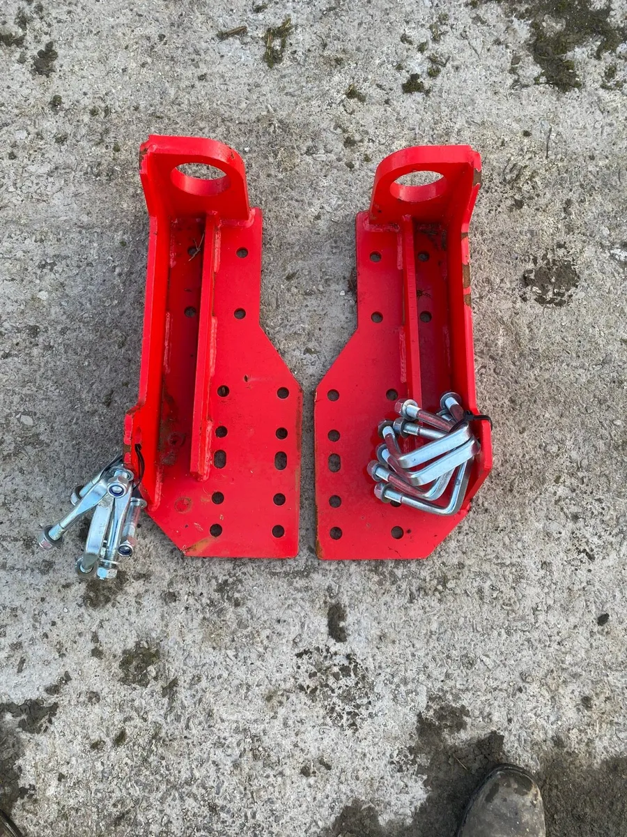 🔩 Bolt on Pin & Cone / Euro Brackets 🔩 - Image 1