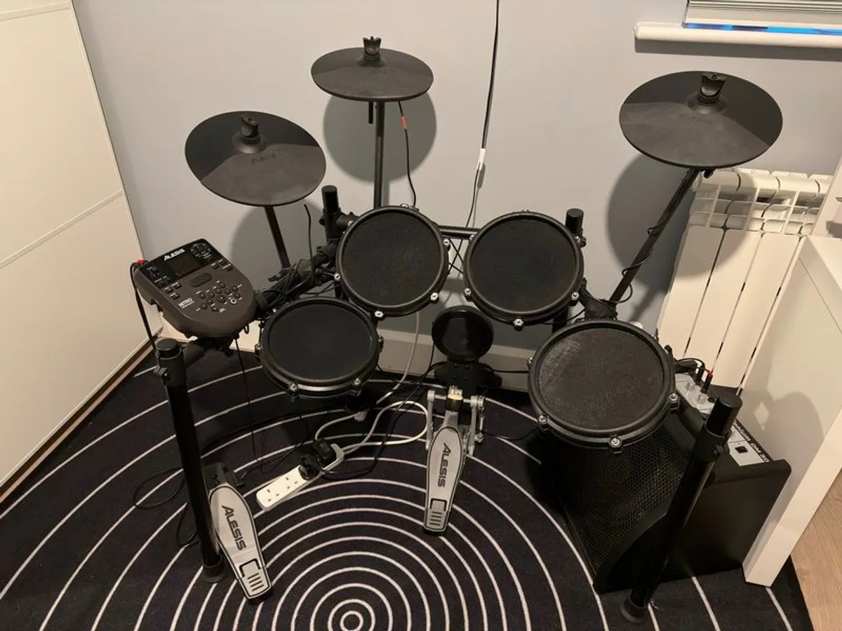 Alesis Nitro Mesh Drum Kit - Image 1