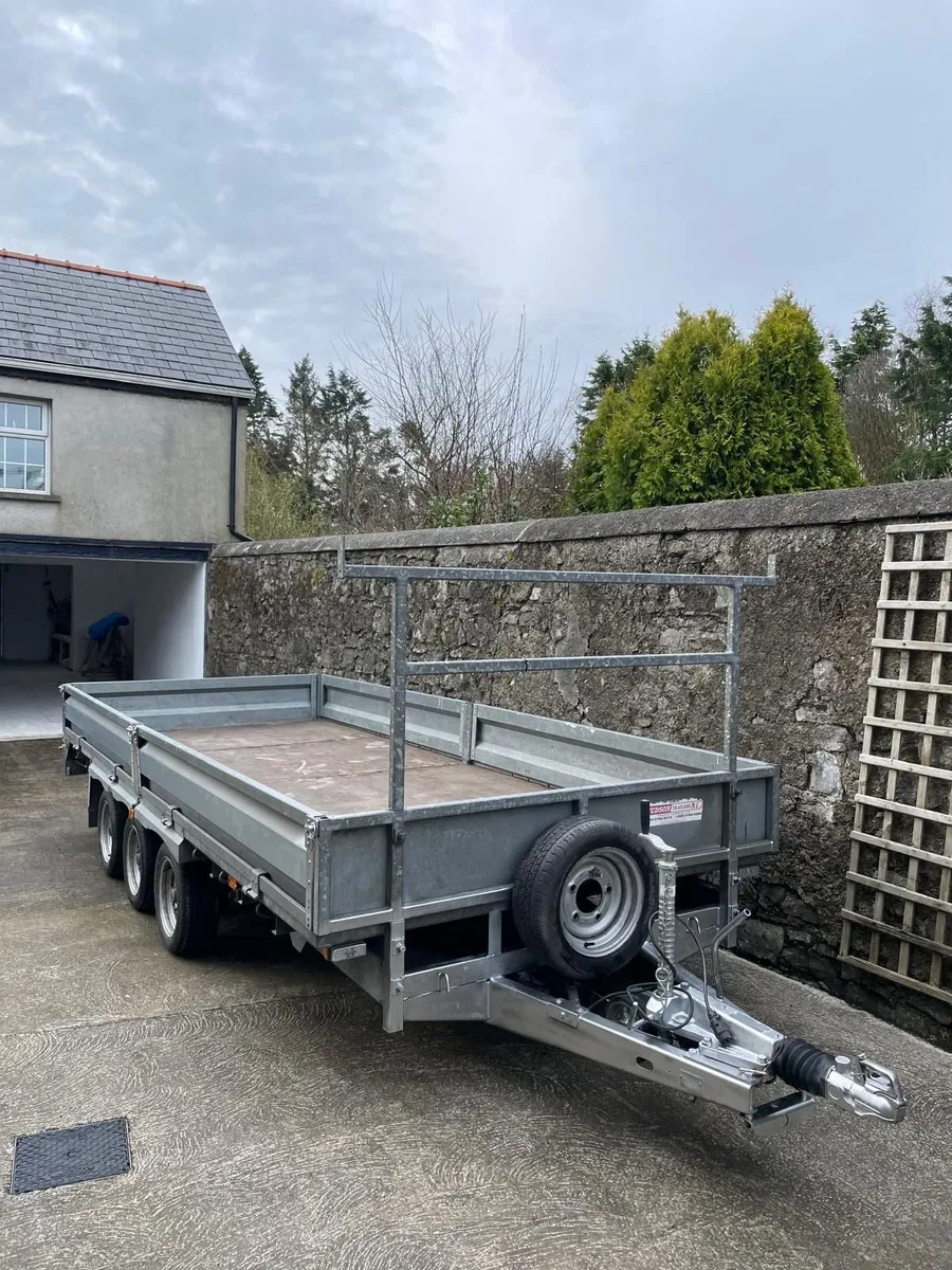 Hudson 16ft Triple Axle Trailer - Image 1