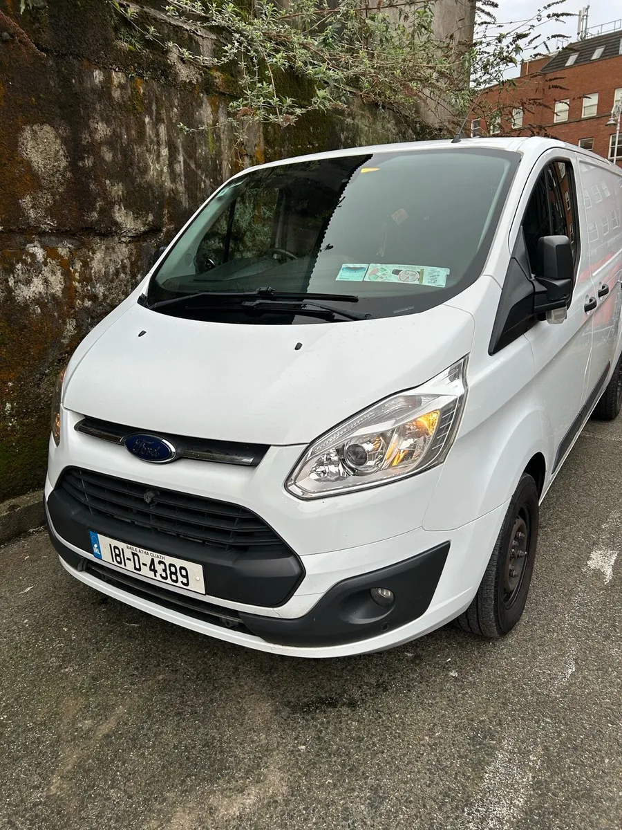 Ford Transit Custom - Image 2