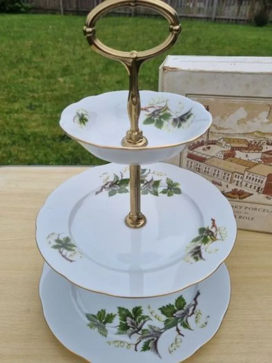 Vintage serving stand -Karlovarsky Porcelan Czech - Image 2