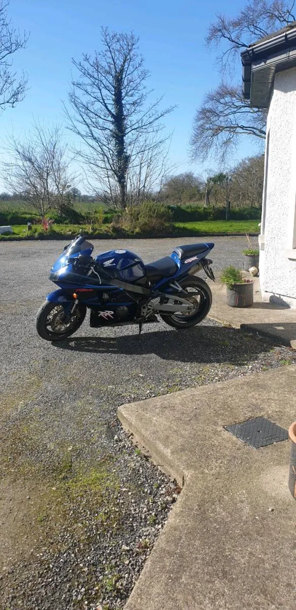 Honda Fireblade 954 - Image 2