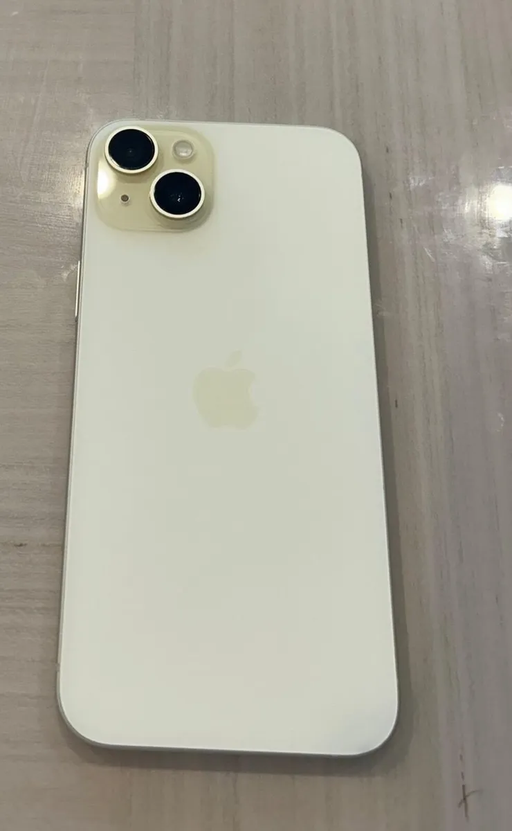 iPhone 15 128gb Gold - Image 1