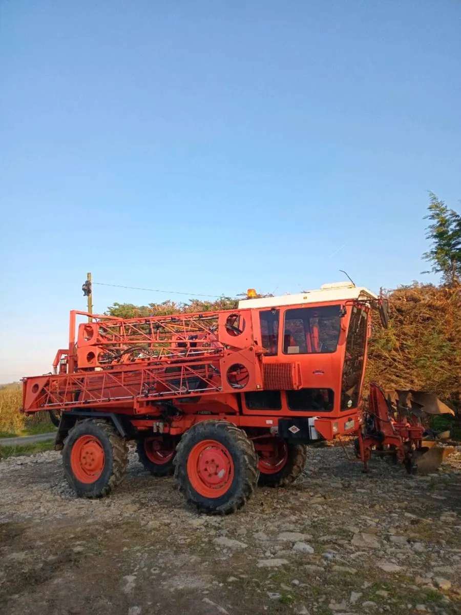 Sam Sands sprayer "Trade Inn's Taken" - Image 4