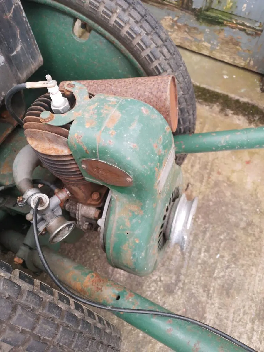 Alan Oxford mower - Image 1