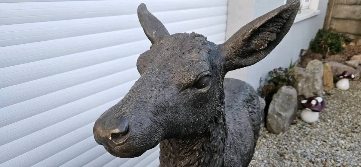 BRONZE  DEER - Image 4