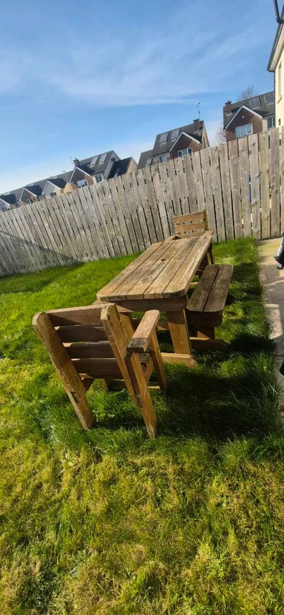 Garden furniture - Image 1