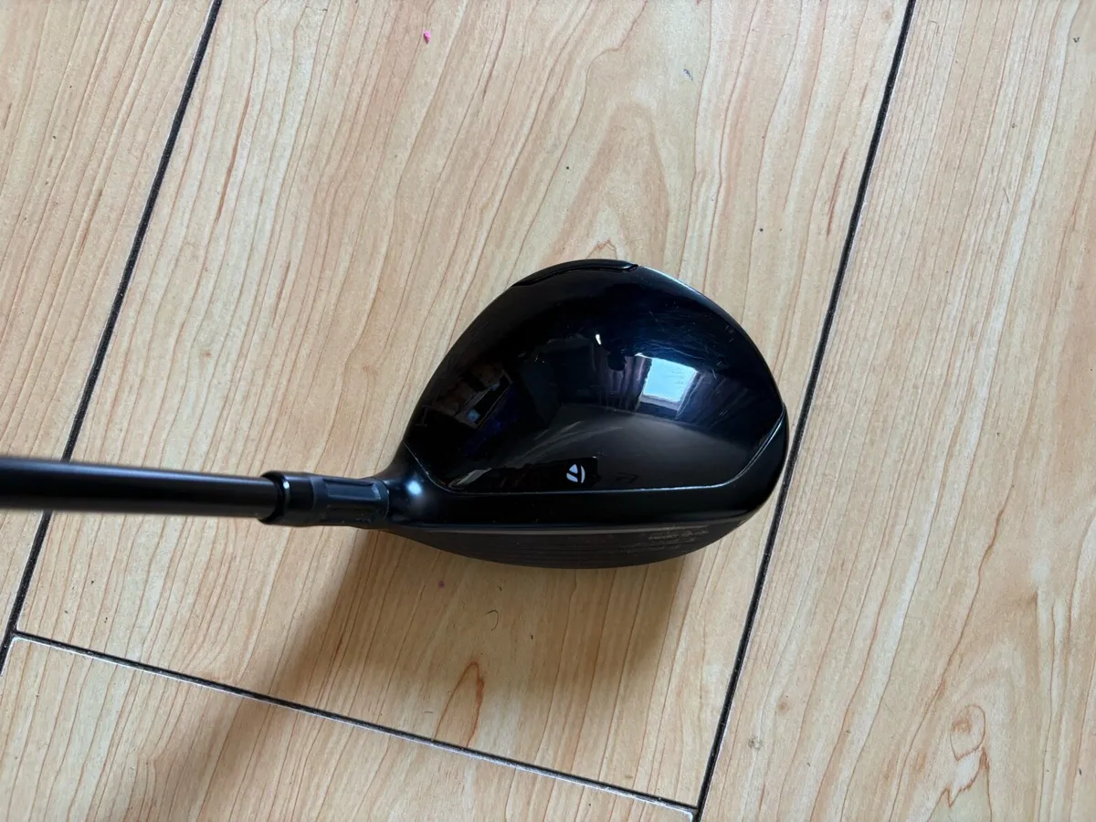 Left hand taylormade stealth 2 5 wood - Image 1
