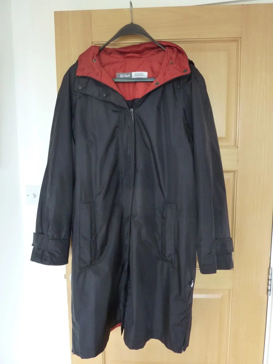 Woman's Coat - Image 1