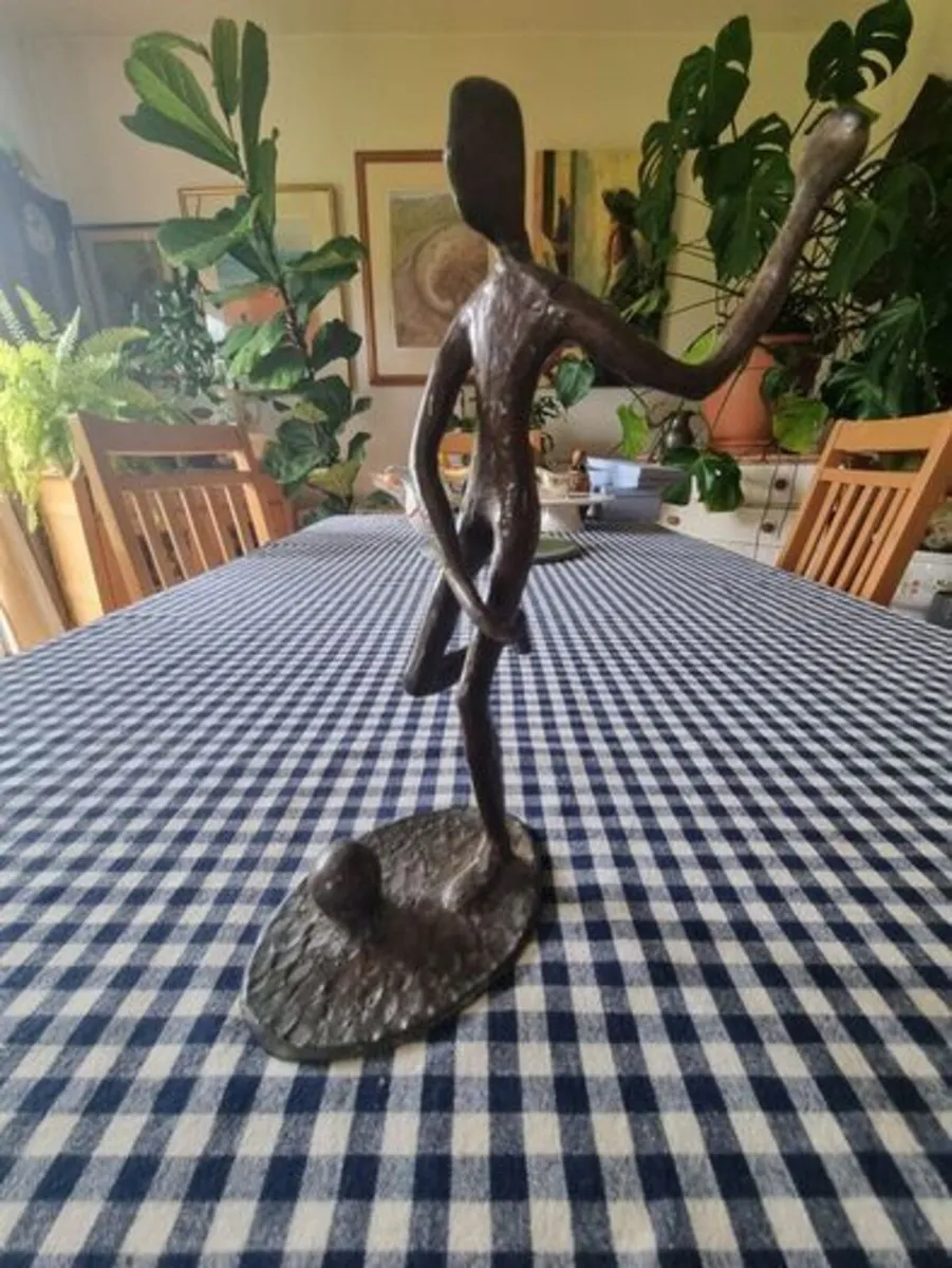 Vintage brass figurine of a football player - Image 3