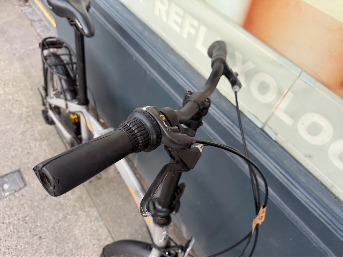 Raleigh folding bike ❗️Open 7 days of the week ❗️ - Image 3