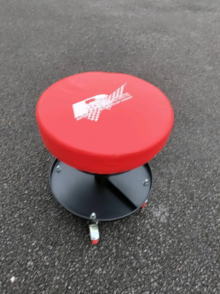 Mechanic stool - Image 1