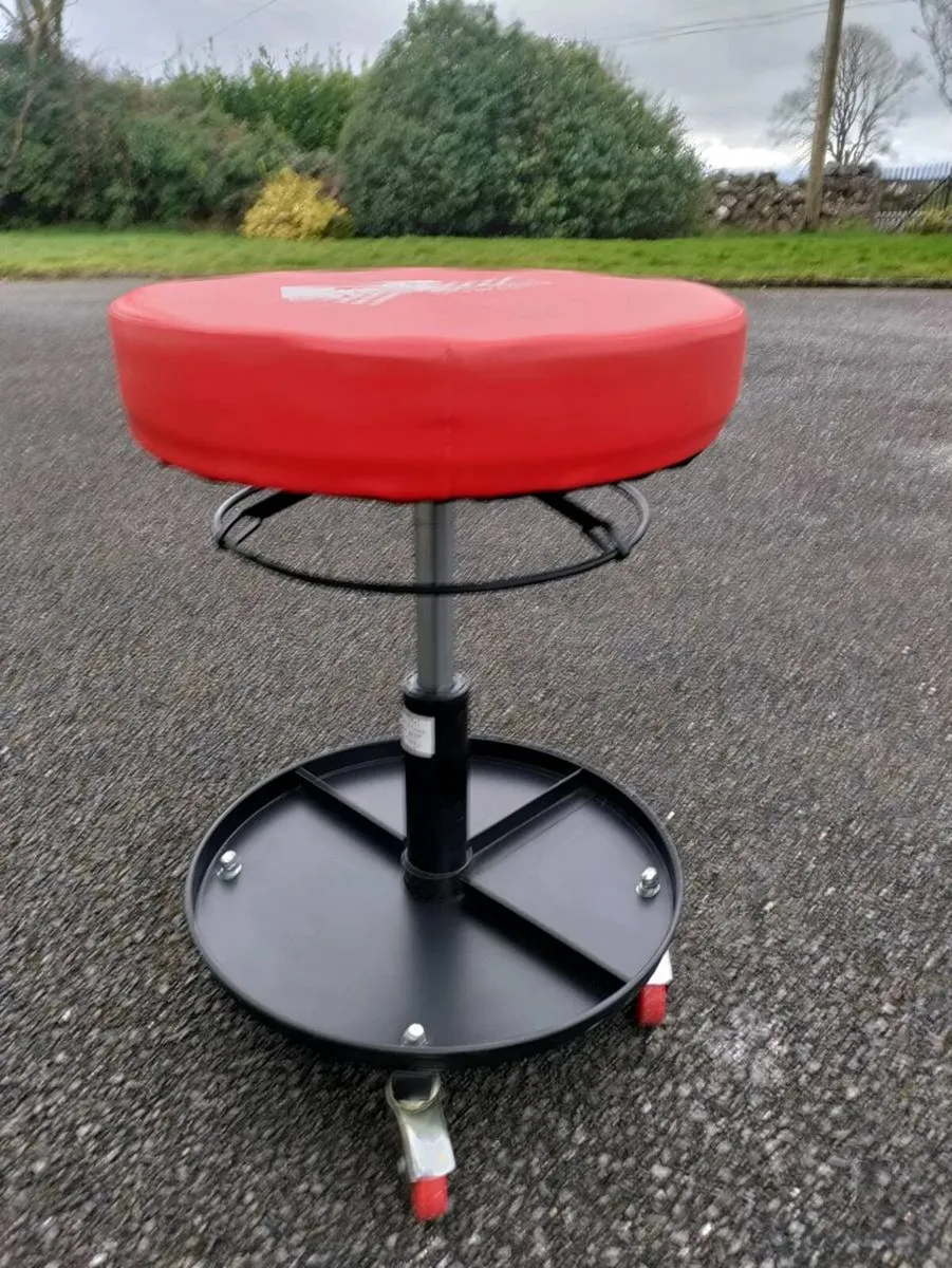Mechanic stool - Image 3