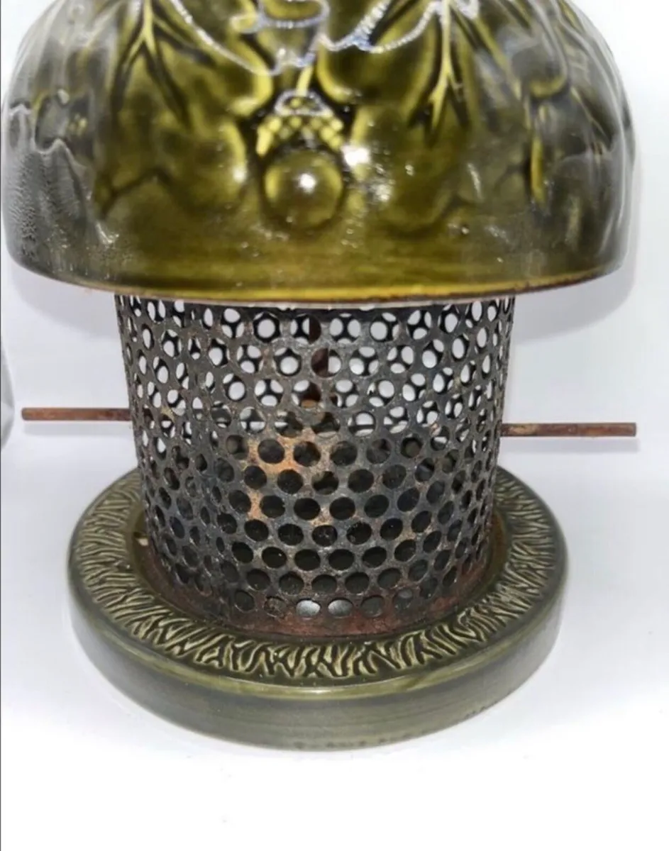Antique bird feeder - Image 3