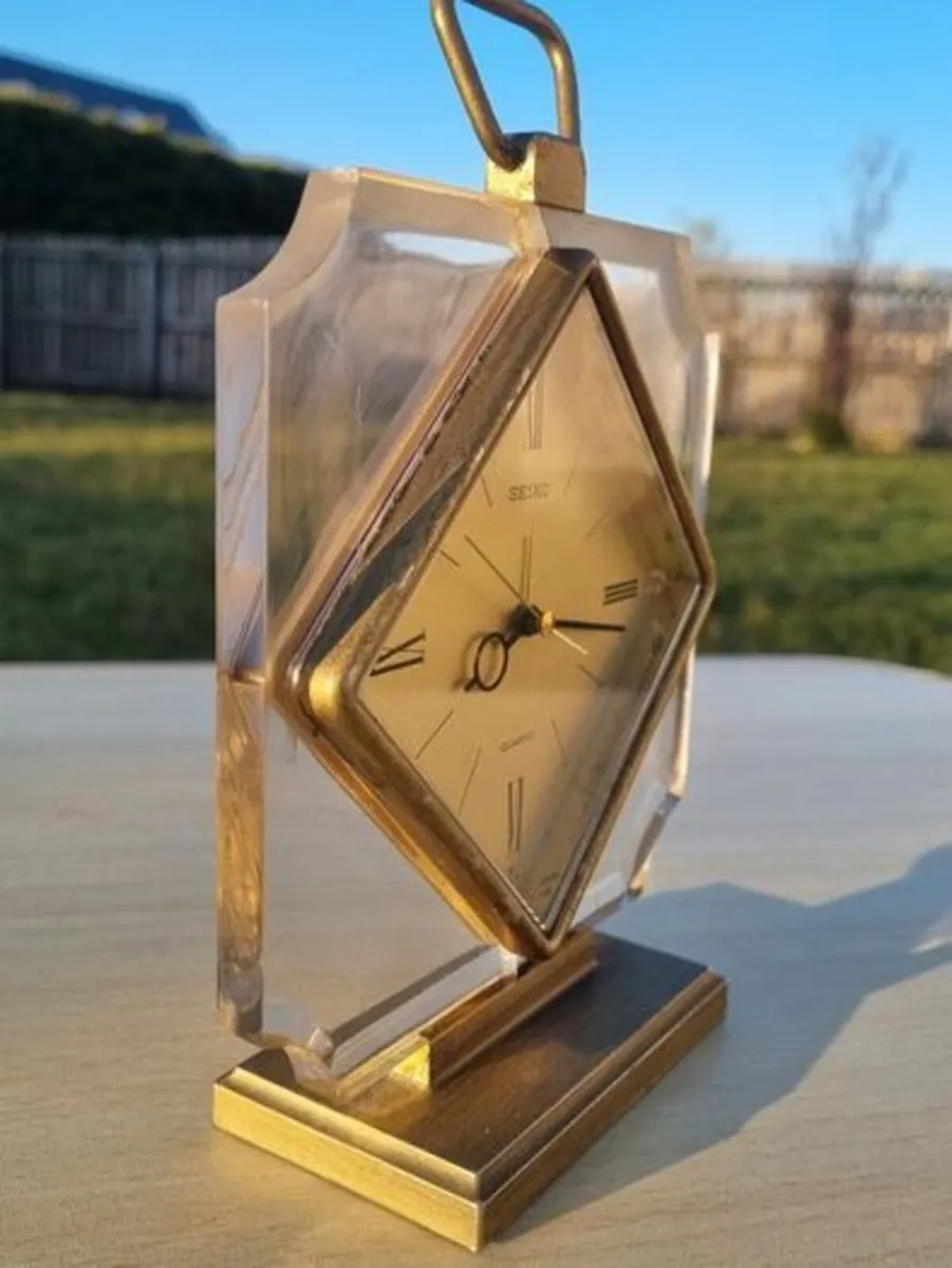 Seiko Quartz Alarm Shelf Desk Clock - Image 4