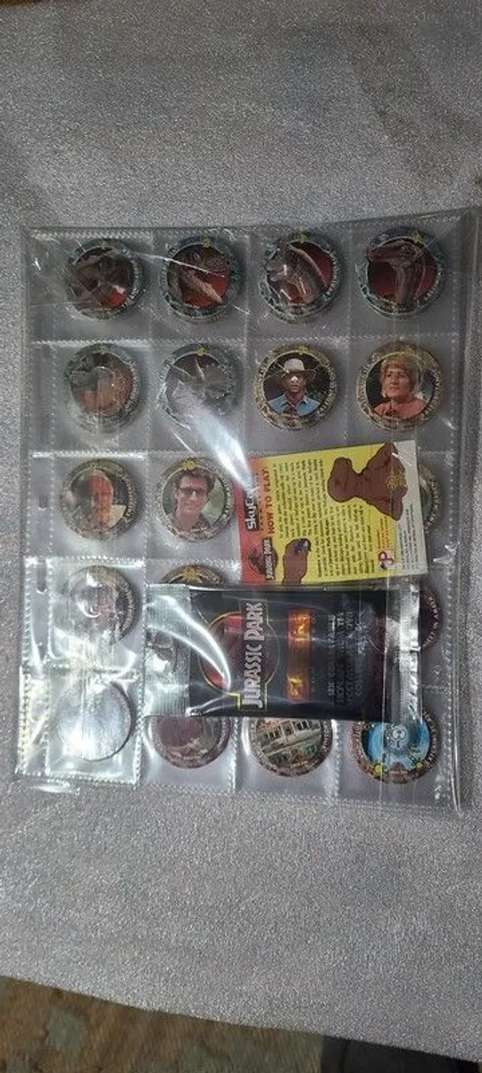 Rare Vintage 1993 Base Set Jurrasic Park 1-54 Skycaps, sleeved with Checklist - Image 1