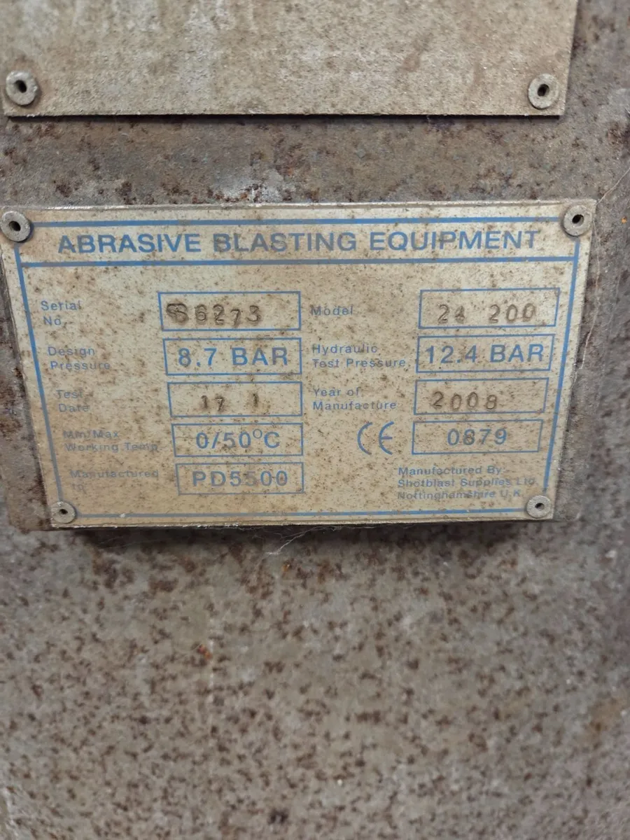 Sandblasting equipment - Image 2