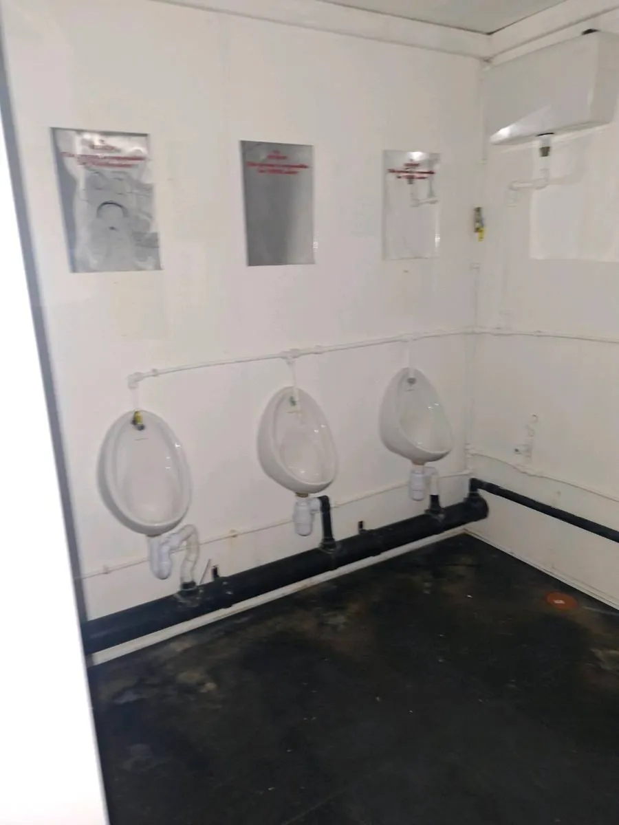 Toilet Block - Image 1