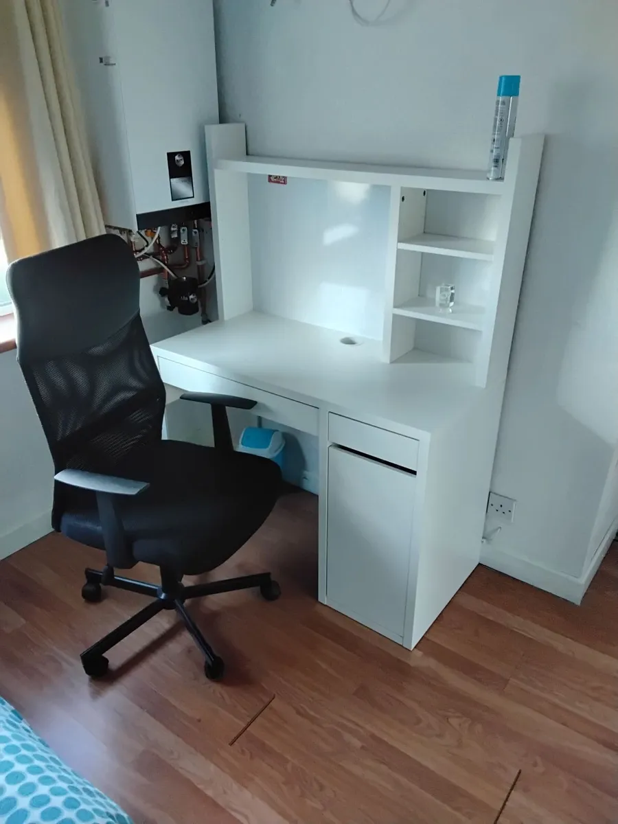 Computer study desk and chair - Image 3