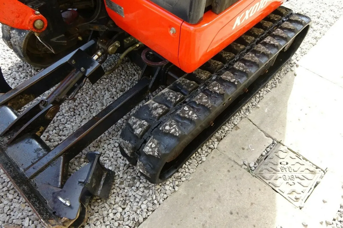 Kubota U16-4 1.6 ton mini digger for sale - Image 2