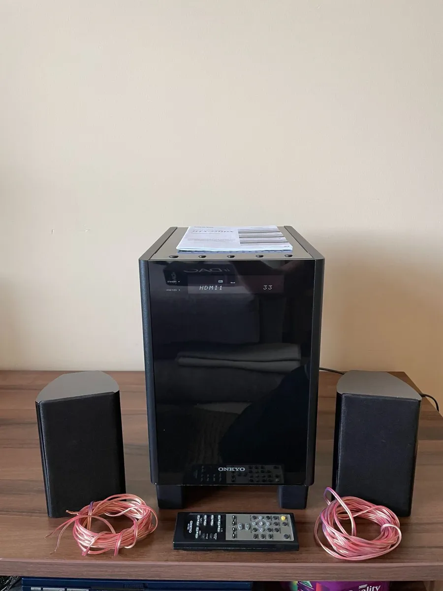 Home cinema system ONKYO - Image 1