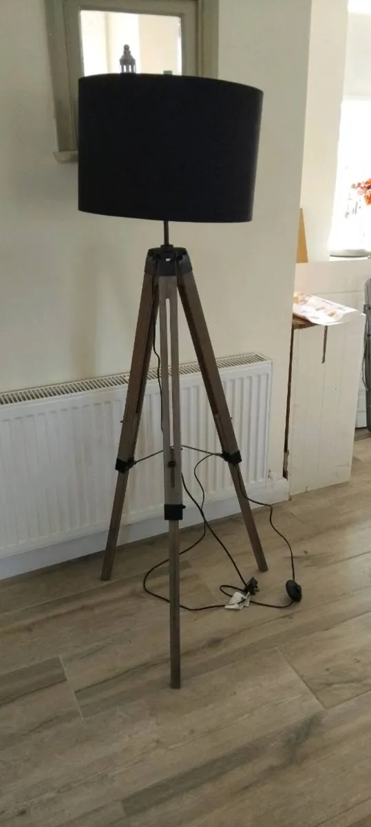 Floor lamp - Image 1