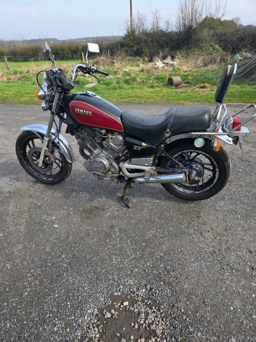 YAMAHA XV750l - Image 1