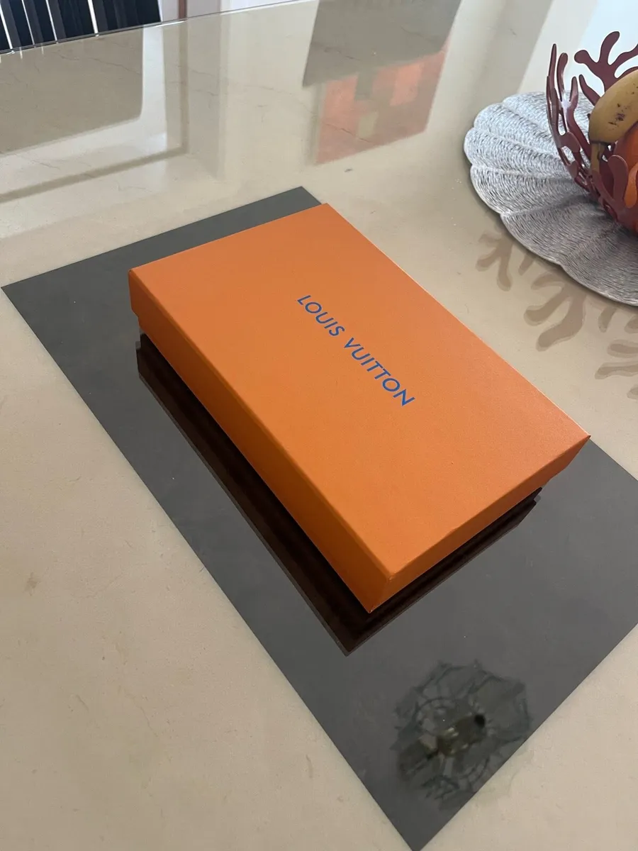 LV Belt and Wallet - Image 4